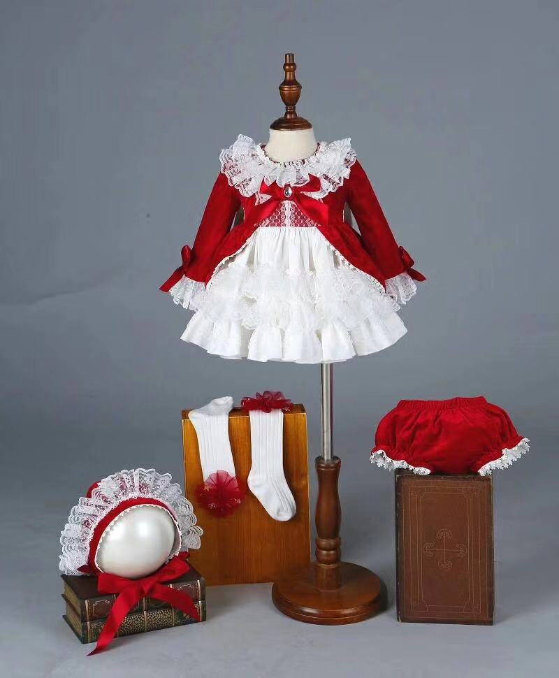 Baby Clothing Dresser - Vestido de Princesa Español Vintage de